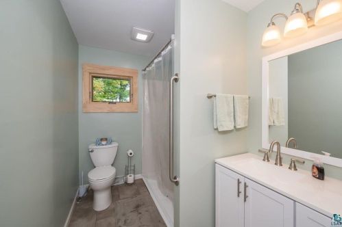 1514 Arlington Ave, Duluth MN 55811-4601 exterior