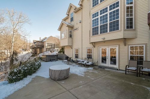 1039 Barberry Ln, Saint Louis MO 63122-5113 exterior