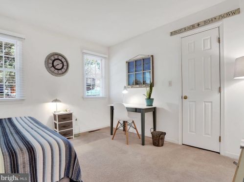 106 Cross Creek Dr, Primrose PA 17901-8727 exterior