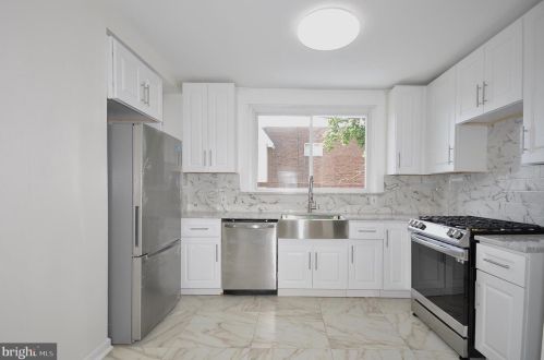 172 Grange Ave, Philadelphia PA 19120-1852 exterior