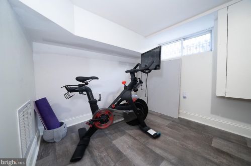 902 29 St, Philadelphia PA 19132-3020 exterior