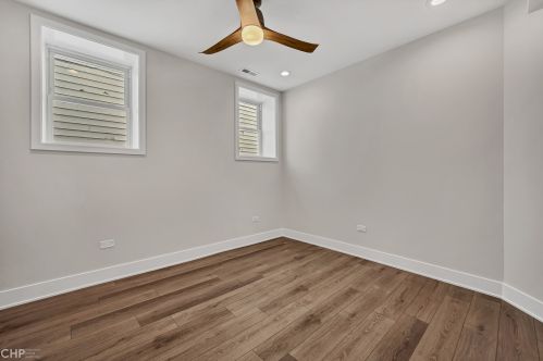 3025 Spaulding Ave, Chicago IL 60618-6808 exterior