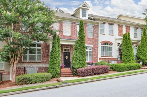 7360 Glisten Ave, Atlanta GA 30328-2876 exterior