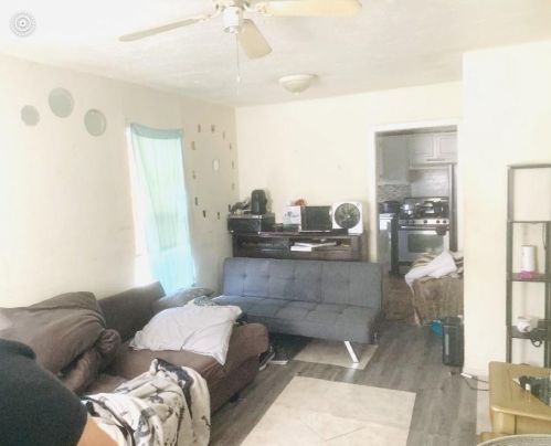 4307 Frank St, Dallas TX 75210-2019 exterior