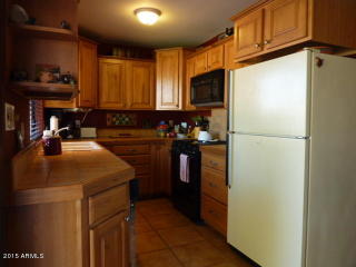 1734 Charleston Ave, Phoenix, AZ 85023-2303