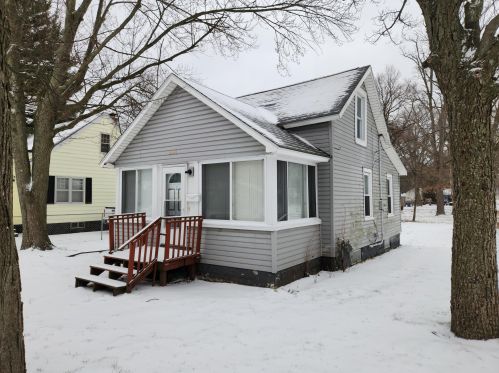 3301 8th St, Meskegon, MI 49444-2810