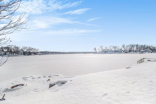 1234 Eagle Lk Dr, Kalamazoo MI 49009-8429 exterior