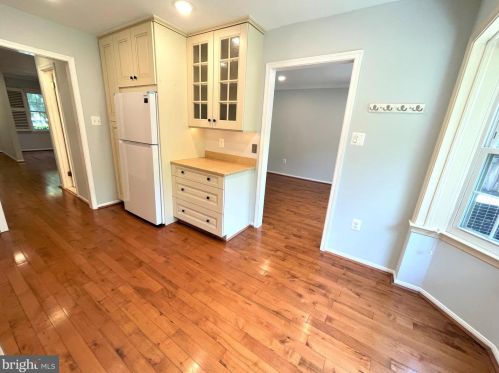 7623 Coddle Hbr Ln, Rockville MD 20854-3253 exterior