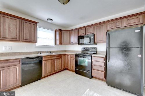 23 Mustang Dr, Hanover PA  17331-3494 exterior