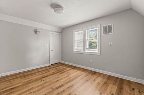 2756 55, Milwaukee WI 53210-1558 exterior