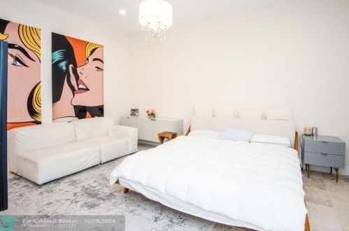 17894 Monte Vis Dr, Boca Raton FL 33496-1057 exterior