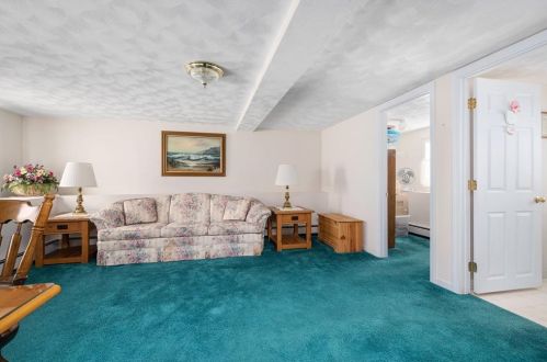 19 Virginia Ave, Woonsocket RI 02895-5630 exterior