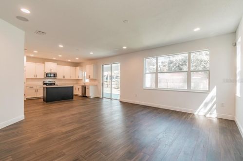 2113 Carmen St, Tampa FL 33606-1202 exterior