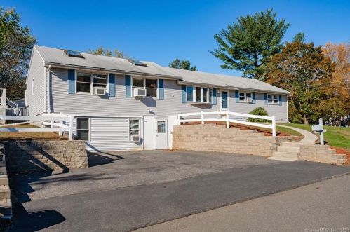 6 Chief St, Enfield, CT 06082-5175