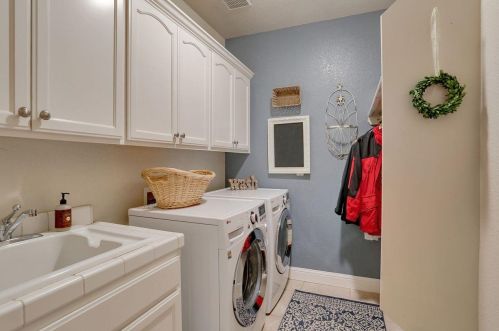 4178 Hensley Cir, Folsom CA 95762-4277 exterior