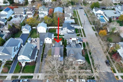 302 4 Ave, Belmar NJ 07719-2155 exterior