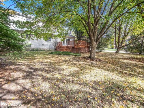 2681 Powderhorn Rdg Rd, Rochester MI 48309-1339 exterior