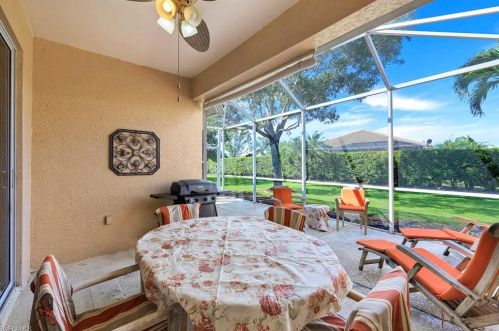 6721 Calumet Dr, Naples FL 34113-1608 exterior