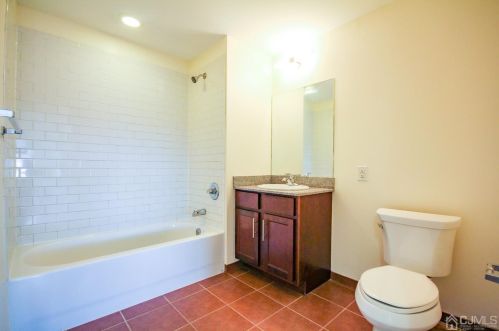 110 Somerset St, New Brunswick NJ  08901-1220 exterior