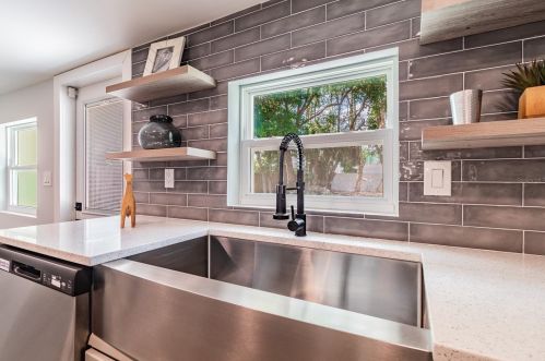 3609 Bay Ave, Tampa FL  33611-4220 exterior