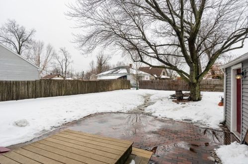 200 Island Pond Rd, Springfield MA 01118-1034 exterior