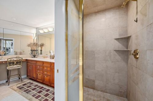 626 Grandview Ave, Pittsburgh PA 15211-1442 exterior