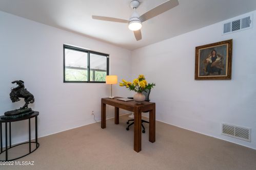 4122 Holmes St, Tucson AZ 85710-3149 exterior