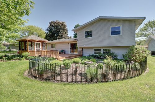 529 Edgebrook Dr, Joliet IL 60404-9711 exterior