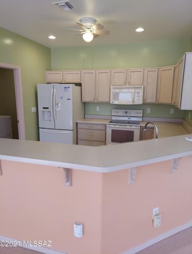 537 Aspenwood St, Green Valley AZ 85614-5976 exterior