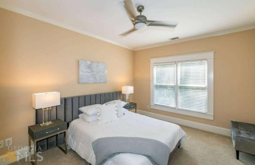 560 Morgan St, Atlanta GA 30308-2821 exterior