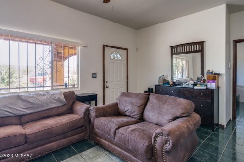 5525 Iowa St, Tucson AZ  85757-9353 exterior