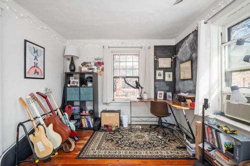 16 Kingsbury Pl, Saint Louis MO 63112-1825 exterior