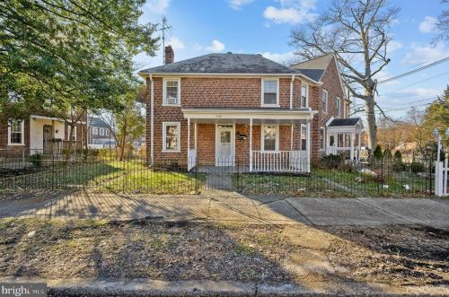 2749 Constitution Rd, Camden NJ  08104-2913 exterior