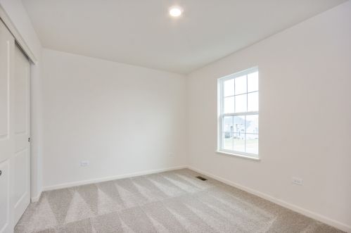 1315 Morgana Dr, Joliet IL 60431-8042 exterior