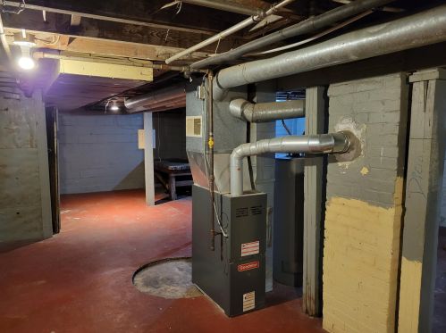 1728 Manz St, Meskegon MI 49442-5706 exterior