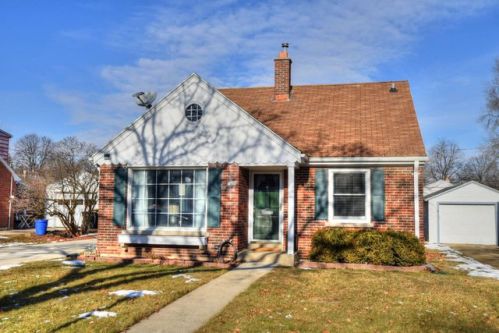 7428 Meinecke Ave, Milwaukee, WI 53213-1252