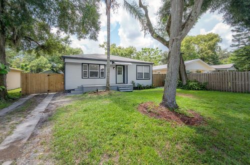 1415 Hanna Ave, Tampa FL  33604-6821 exterior