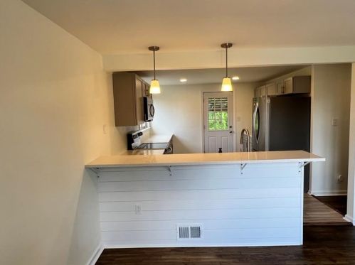 1414 Jefferson Hts Rd, Pittsburgh PA 15235-5220 exterior