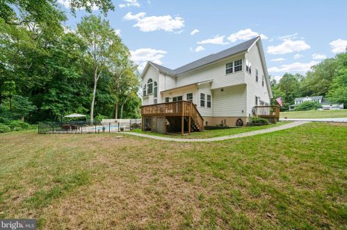 3150 Queensberry Dr, Huntingtown MD 20639-2306 exterior