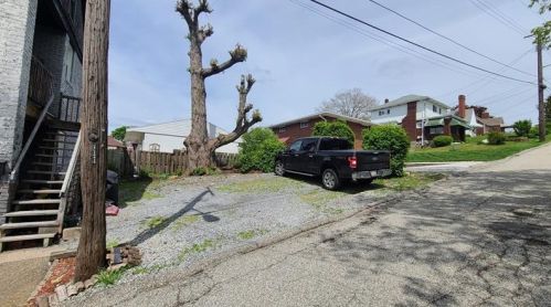 217 Shadyhill Rd, Pittsburgh PA  15205-3821 exterior