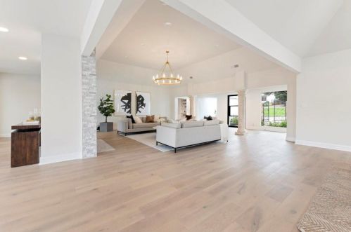 1027 Challenger, Austin TX 78734-4211 exterior