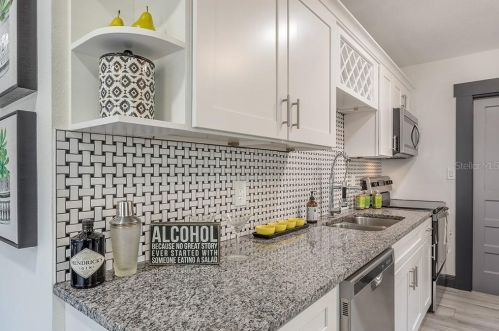 8109 Fielding Ave, Tampa FL  33604-2911 exterior