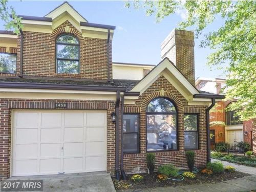 1458 Hampton Hill Cir, Mc Lean, VA 22101-6010