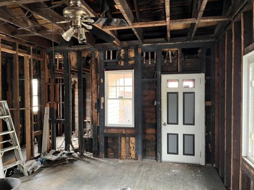 2161 Ley St, Pittsburgh PA 15212-3619 exterior