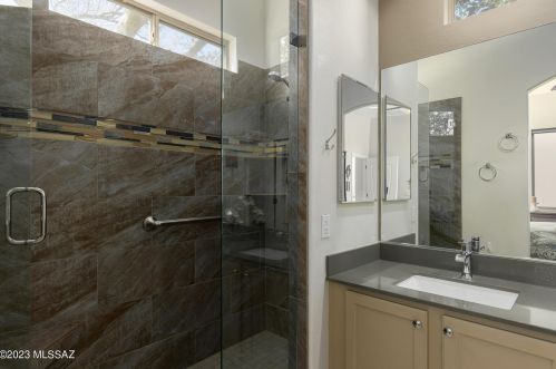 5073 Pinnacle Cove Dr, Tucson AZ  85749-7153 exterior