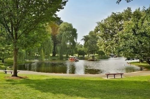 220 Boylston St, Boston MA  exterior