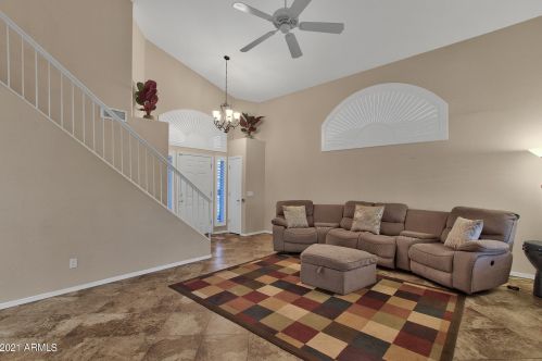 1097 Swan Dr, Chandler AZ 85286-7543 exterior