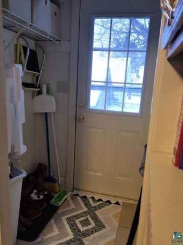 417 12 Ave, Duluth MN 55806-2229 exterior