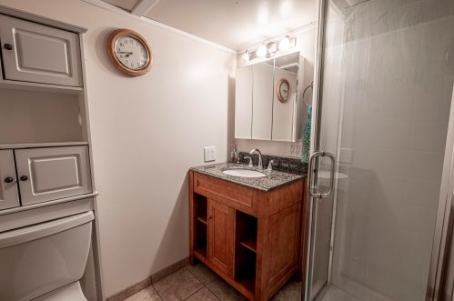 4088 Glenway St, Milwaukee WI 53222-1115 exterior