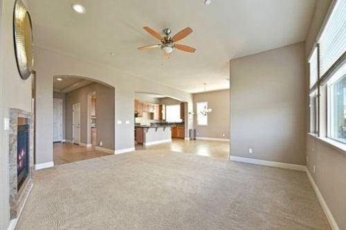 2110 Fenceline Dr, Folsom CA exterior